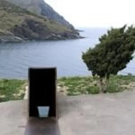 La Masia Otel Portbou