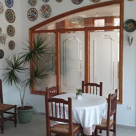 La Masia Hotel Portbou
